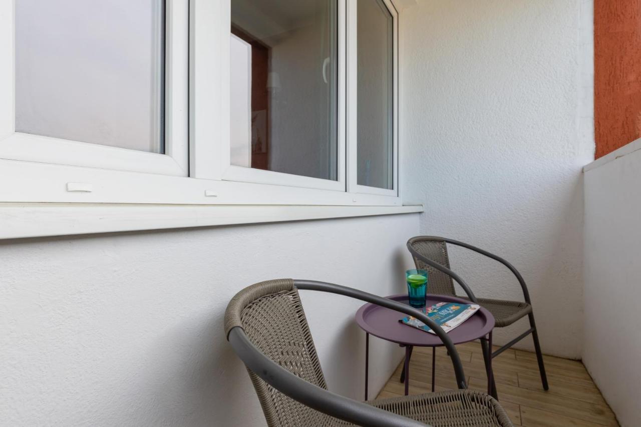 Apartaments Solec 79 By Noclegi Renters Warszawa Zewnętrze zdjęcie