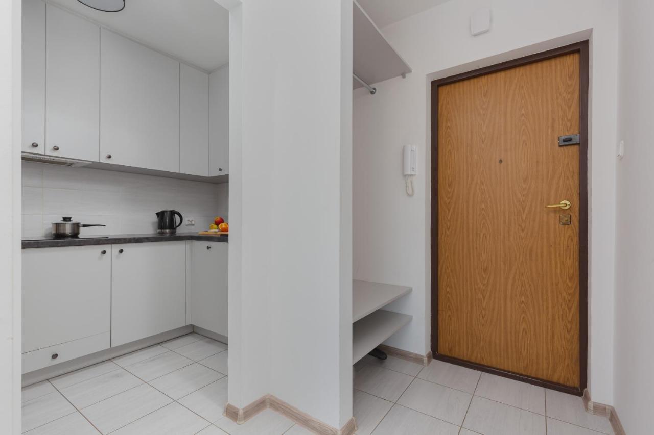 Apartaments Solec 79 By Noclegi Renters Warszawa Zewnętrze zdjęcie