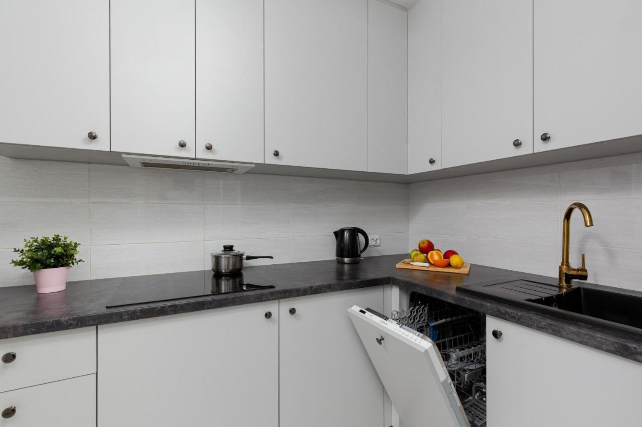 Apartaments Solec 79 By Noclegi Renters Warszawa Zewnętrze zdjęcie