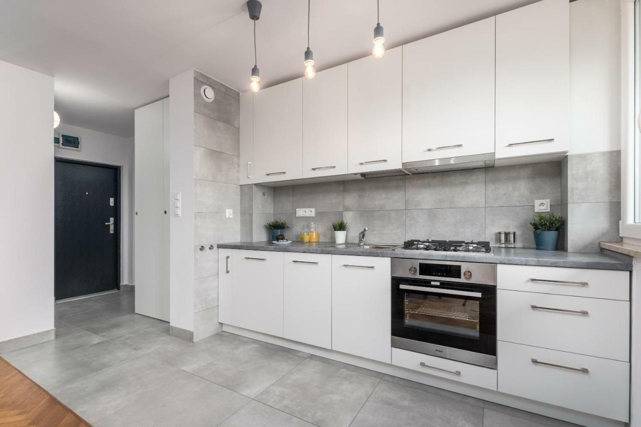 Apartaments Solec 79 By Noclegi Renters Warszawa Zewnętrze zdjęcie