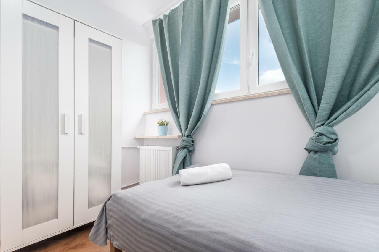 Apartaments Solec 79 By Noclegi Renters Warszawa Zewnętrze zdjęcie