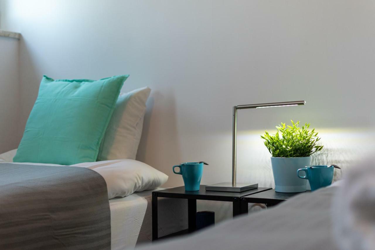 Apartaments Solec 79 By Noclegi Renters Warszawa Zewnętrze zdjęcie