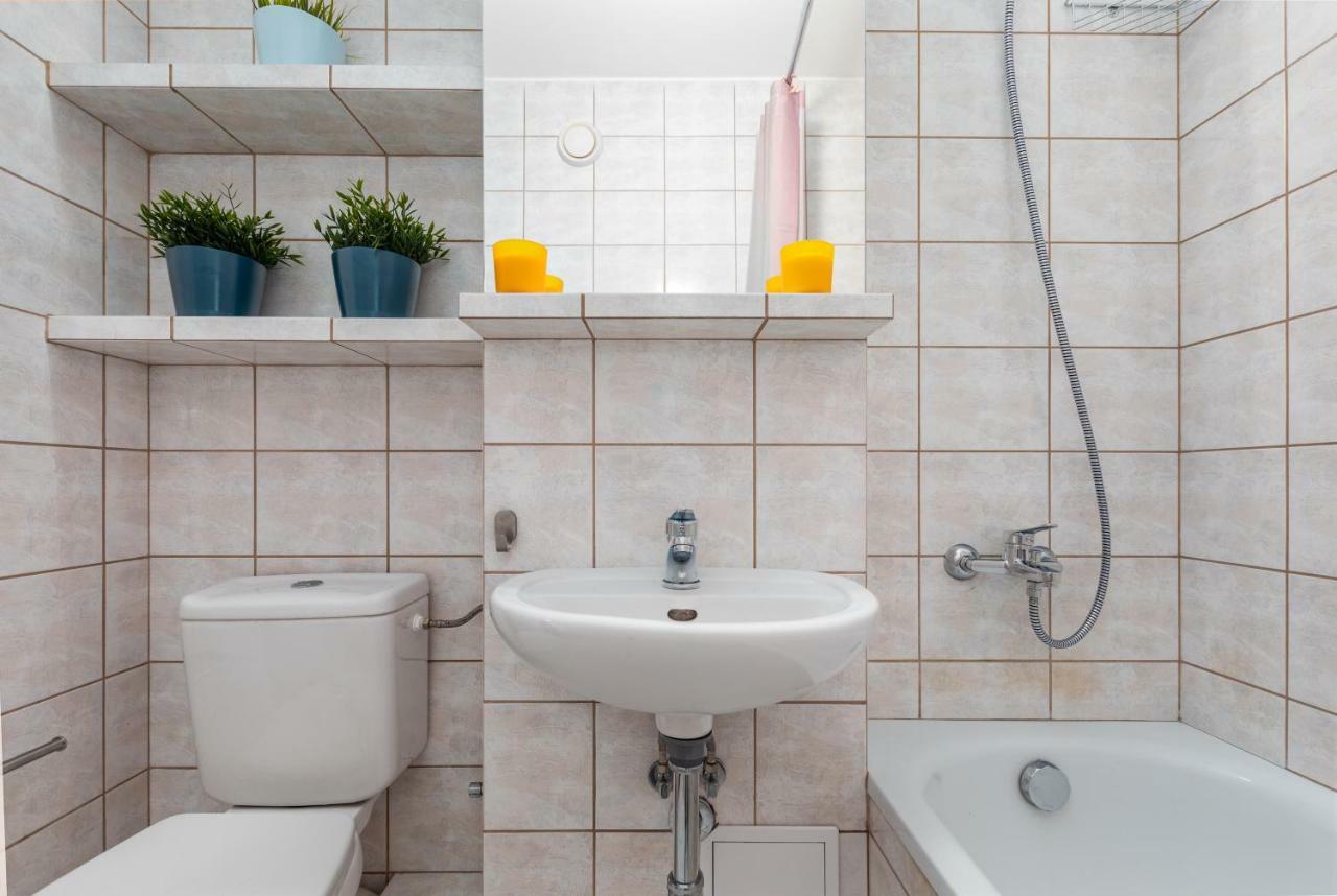 Apartaments Solec 79 By Noclegi Renters Warszawa Zewnętrze zdjęcie